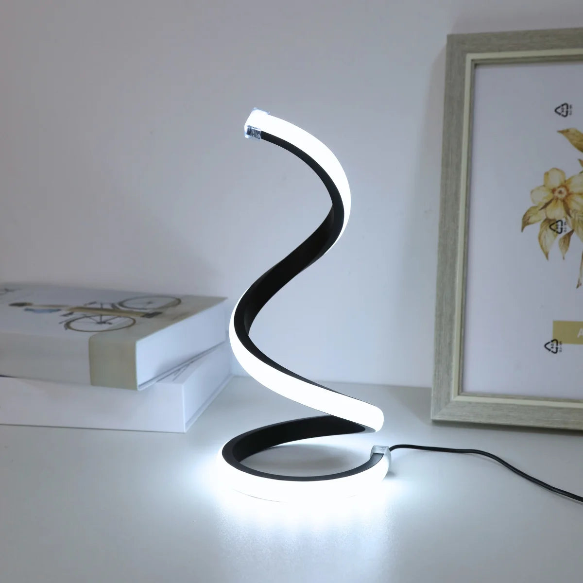 Lampara led de 3 colores con carga USB